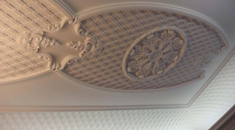 廣州私人別墅業主向飾紀上品訂制GRG吊頂浮雕造型