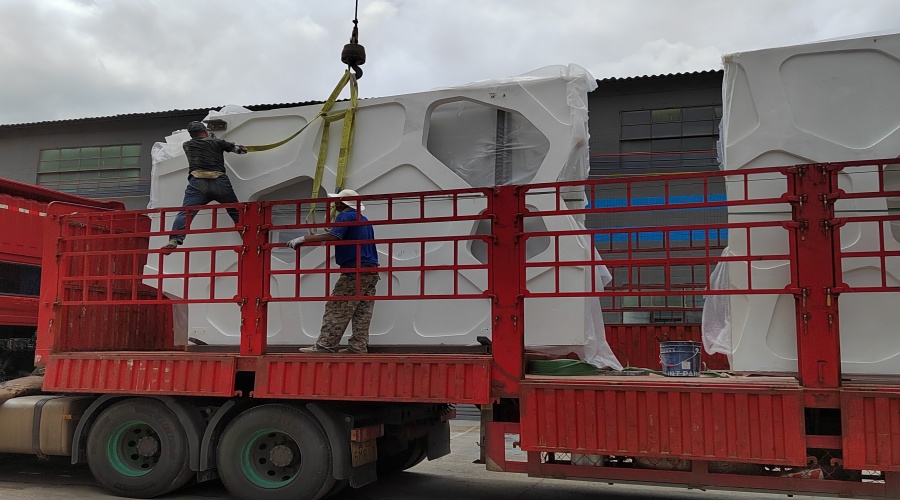 海南體育中心UHPC鏤空幕墻板產品出貨 海南體育中心UHPC鏤空幕墻板產品出貨