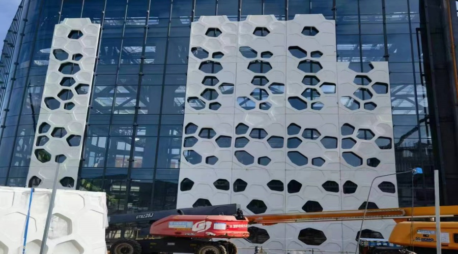 海南體育中心UHPC鏤空幕墻板項目 海南體育中心UHPC鏤空幕墻板項目